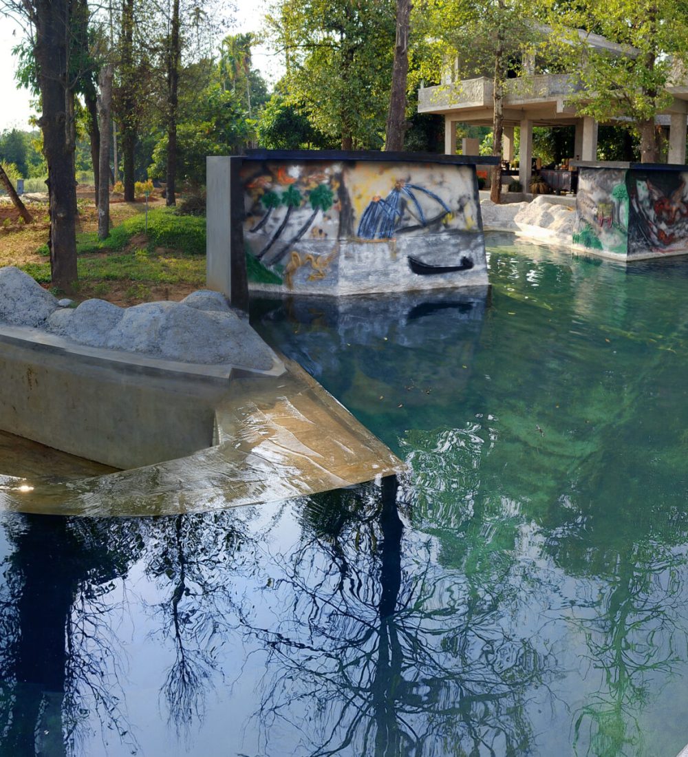 Reflective pool at Sovnear — prime location for fashion and editorial shoots